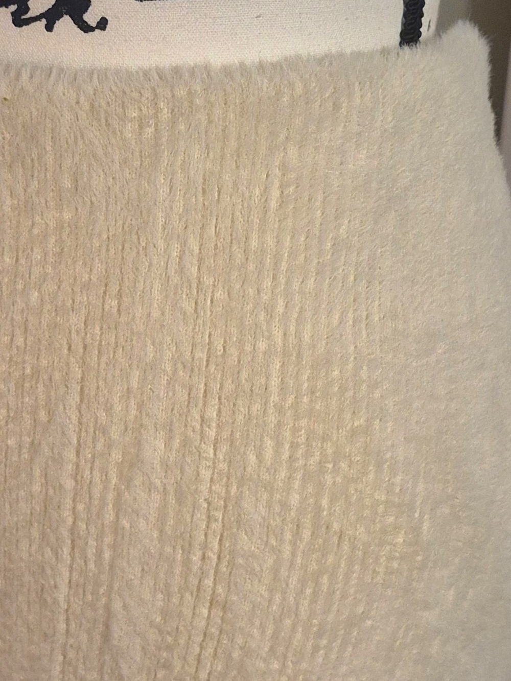 Express Fuzzy Fur Midi Ivory Pencil Skirt Sz L - Picture 7 of 9